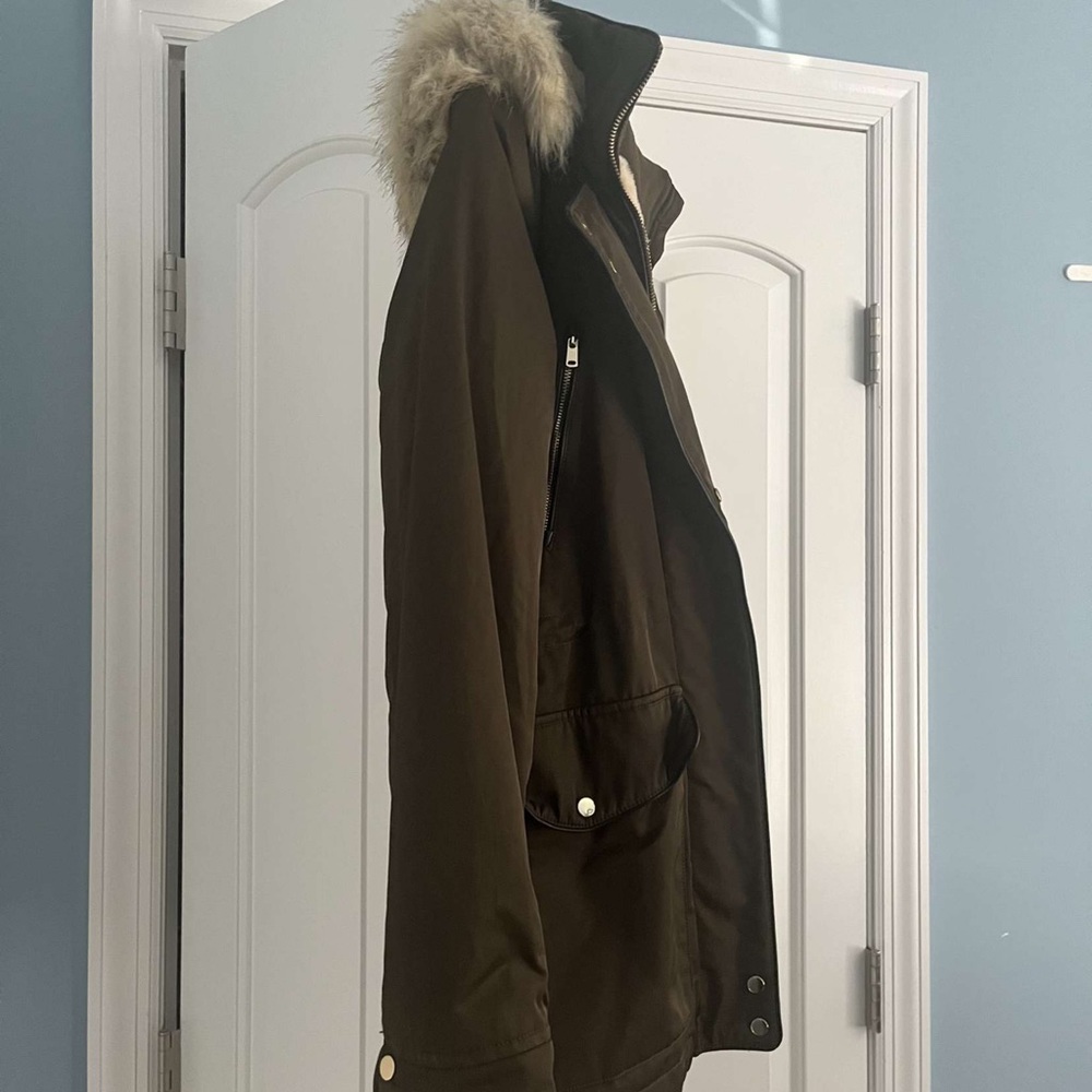 Deep green xs coat - Picture 3 of 4